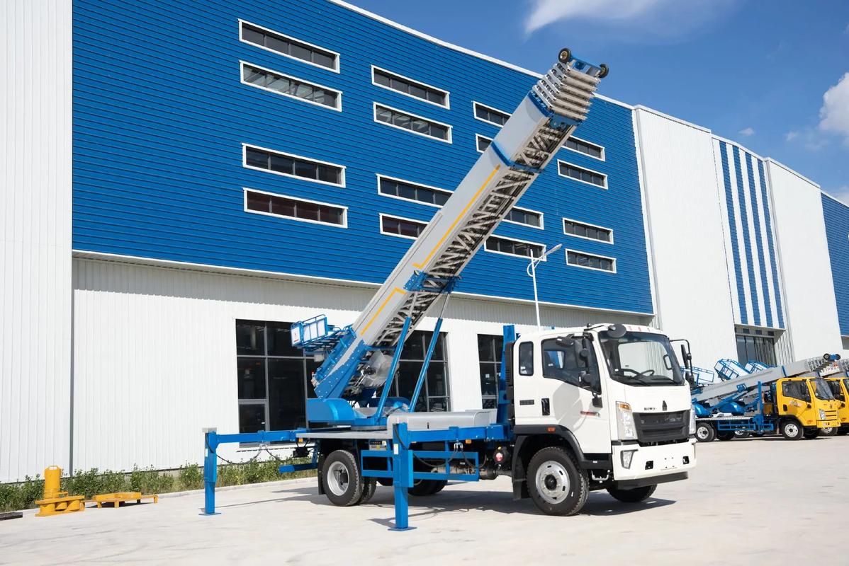 无棣小型云梯车上料车租赁多少钱