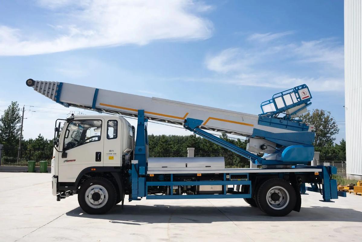 无棣云梯上料车租赁费用