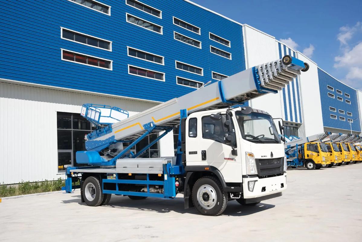 无棣出租云梯车高空作业车 建筑垃圾搬运